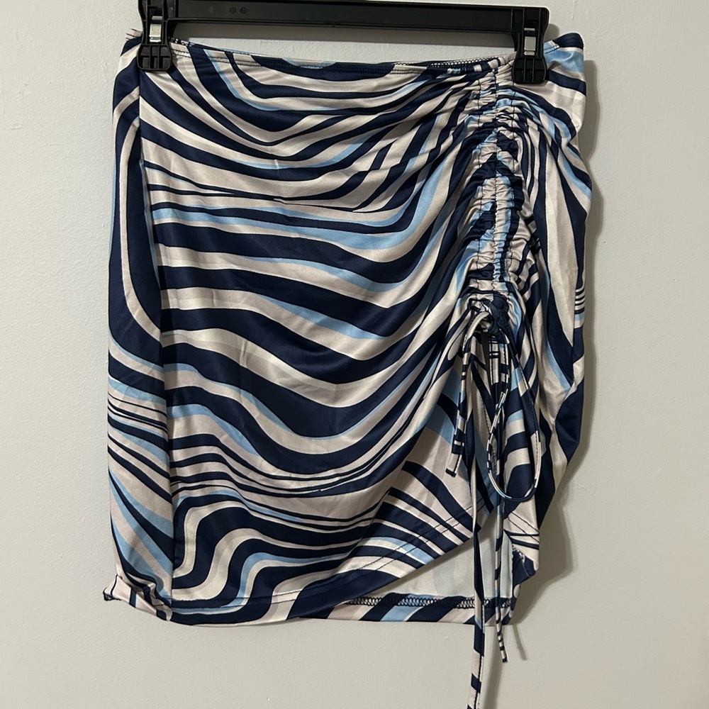 SHEIN Navy and White Striped Swim Sarong